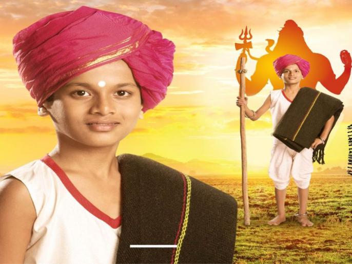 गेले दोन आठवडे पाचव्या स्थानावर चला हवा येऊ द्या हा शो आहे. पण यावेळी अनेक आठवड्यांनी पहिल्या पाचात कलर्स मराठीला स्थान मिळालंय. कलर्स मराठीवरची मालिका बाळूमामाच्या नावानं चांगभलं 5व्या नंबरवर आलीय. संत बाळूमामा यांच्या आयुष्यावर ही मालिका बेतलीय. बाळूमामा लोकांसाठी बरंच कार्य करतात. मालिकेत त्यांचे चमत्कारही पाहायला मिळतायत. गेले दोन आठवडे पाचव्या स्थानावर चला हवा येऊ द्या हा शो आहे. पण यावेळी अनेक आठवड्यांनी पहिल्या पाचात कलर्स मराठीला स्थान मिळालंय. कलर्स मराठीवरची मालिका बाळूमामाच्या नावानं चांगभलं 5व्या नंबरवर आलीय. संत बाळूमामा यांच्या आयुष्यावर ही मालिका बेतलीय. बाळूमामा लोकांसाठी बरंच कार्य करतात. मालिकेत त्यांचे चमत्कारही पाहायला मिळतायत.