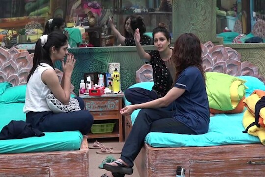 Bigg Boss Marathi 2- KVR ग्रुप फुटणार? किशोरी, वीणा, .. मधला वाद असा आला चव्हाट्यावर