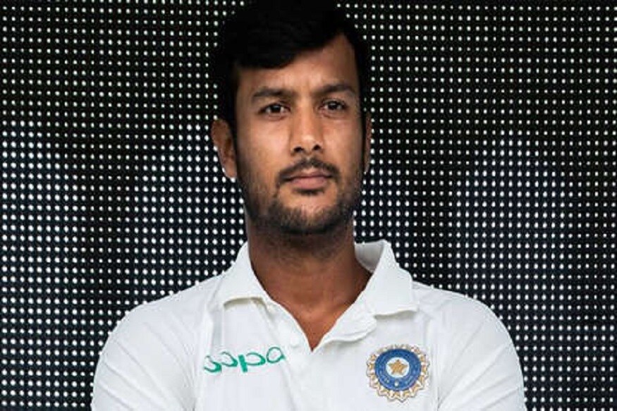 मयंक अग्रवालच्या निवडीवरून त्यावेळी अनेकांनी संघाकडे इतर पर्याय नव्हते का? असे प्रश्न विचारले होते. आता वर्ल्ड कपच्या संघात निवड झालेल्या मयंकला विंडीज दौऱ्यातून वगळले आहे. त्याबद्दल एमएसके प्रसाद यांना प्रश्न विचारण्यात आला. त्यांनी सांगितले की, कोणतीही मालिका किंवा मोठ्या स्पर्धेदरम्यान आम्ही पत्रकार परिषद घेत नाही. त्यामुळे अनेक तर्क वितर्क लावले जात होते. मयंक अग्रवालच्या निवडीवरून त्यावेळी अनेकांनी संघाकडे इतर पर्याय नव्हते का? असे प्रश्न विचारले होते. आता वर्ल्ड कपच्या संघात निवड झालेल्या मयंकला विंडीज दौऱ्यातून वगळले आहे. त्याबद्दल एमएसके प्रसाद यांना प्रश्न विचारण्यात आला. त्यांनी सांगितले की, कोणतीही मालिका किंवा मोठ्या स्पर्धेदरम्यान आम्ही पत्रकार परिषद घेत नाही. त्यामुळे अनेक तर्क वितर्क लावले जात होते.