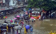 'कॅग'ने केली मुंबई महापालिकेचे 'पोलखोल', ओढले हे ताशेरे 'कॅग'ने केली मुंबई महापालिकेचे 'पोलखोल', ओढले हे ताशेरे