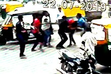 VIDEO : भररस्त्यावर भांडणं आणि चाकूने वार करून तरुणाला संपवलं