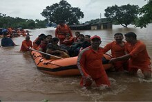 महालक्ष्मी एक्स्प्रेसमध्ये अडकलेल्या गर्भवती महिलेची सुखरूप सुटका, पाहा VIDEO