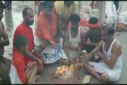 भारताच्या विजयासाठी क्रिकेटप्रेमींकडून प्रार्थना, यासोबत इतर 18 घडामोडींचा आढावा