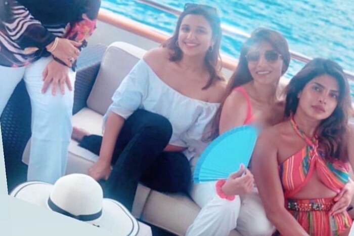 प्रियांकानं नुकताच 18 जुलैला तिचा 37 वाढदिवस साजरा केला. लग्नानंतरचा तिचा हा पहिलाच वाढदिवस असल्यांनं पती निकनं सेलिब्रेशनमध्ये कसलीच कसर सोडली नव्हती. या ठिकणी तिची बहीण आणि अभिनेत्री परिणिती चोप्रा सुद्धा दिसली.