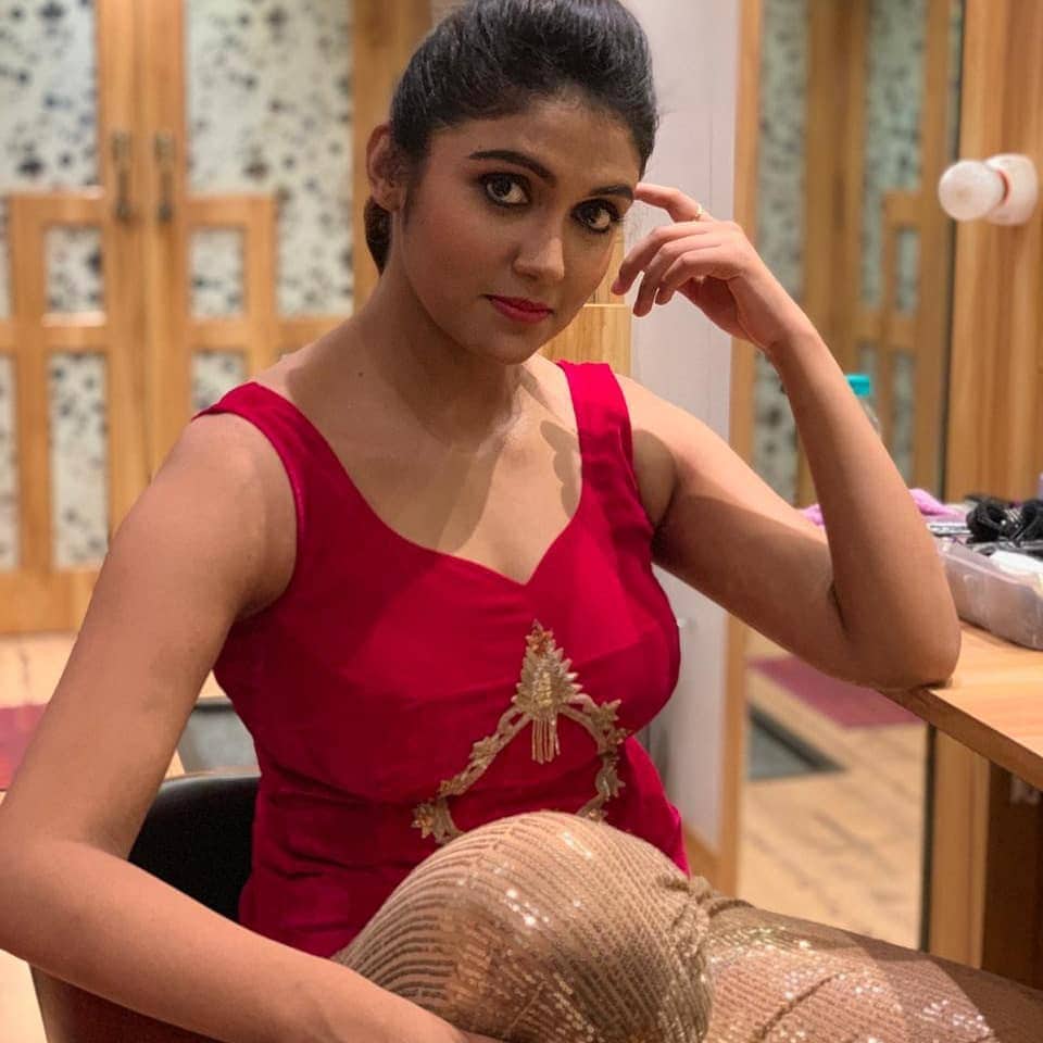 रिंकू राजगुरूच्या सिनेमांबद्दल बोलायचे झाले तर, नुकताच तिचा कागर सिनेमा प्रदर्शित झाला. या सिनेमाला प्रेक्षकांनी संमिश्र प्रतिसाद दिला. आता लवकरच तिचा मेकअप हा नवा सिनेमा प्रदर्शित होणार आहे.