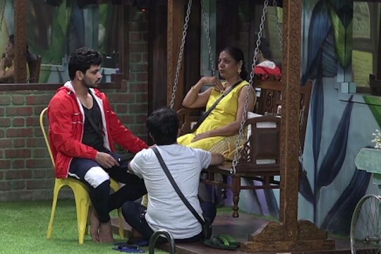 Bigg Boss Marahi 2- आपण कितीही केलं तरी यांचीच नावं पुढे- सुरेखा पुणेकर
