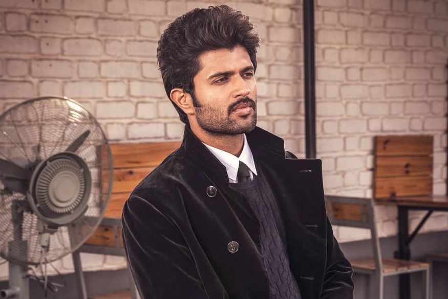 विराट कोहलीच्या ‘या’ एक्स गर्लफ्रेंडला डेट करतोय अर्जुन रेड्डी?