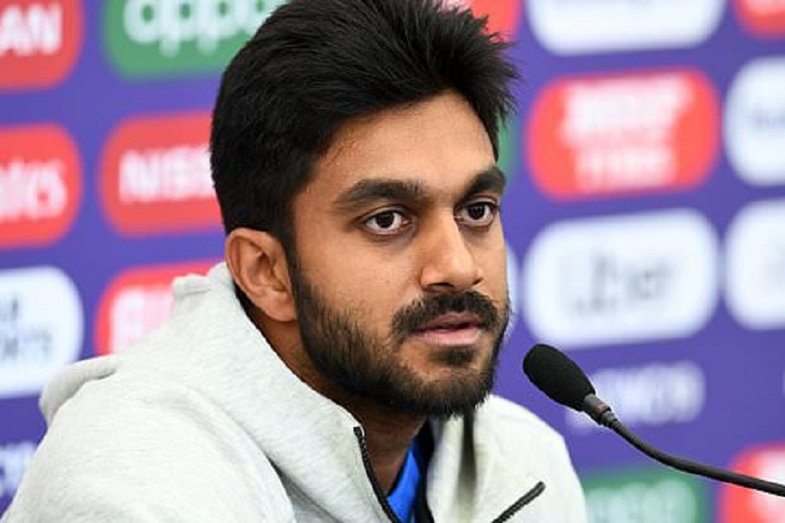 World Cup : शंकरची दुखापत संशयाच्या भोवऱ्यात, BCCIनं दिलं कामगिरीचे फळ?