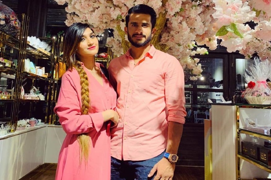 शामियाने मानव रचना युनिव्हर्सिटीतून एरॉनॉटिकल इंजिनियरिंग केलं आगे. ती पहिल्यांदा जेट एअरवेजमध्ये होती. गेल्या तीन वर्षांपासून ती एअर अमीरातमध्ये काम करत आहे. शामियाने मानव रचना युनिव्हर्सिटीतून एरॉनॉटिकल इंजिनियरिंग केलं आगे. ती पहिल्यांदा जेट एअरवेजमध्ये होती. गेल्या तीन वर्षांपासून ती एअर अमीरातमध्ये काम करत आहे.