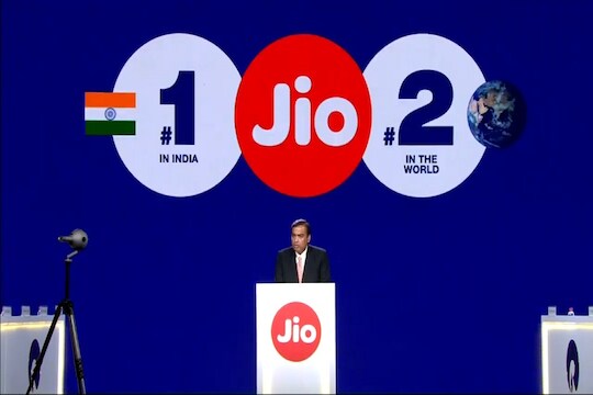 मुकेश अंबानींची मोठी घोषणा, HD टीव्ही मिळणार मोफत