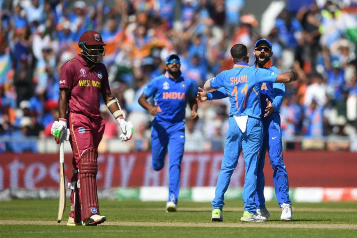 भारताने विंडीजविरुद्ध तीन टी20 सामन्यांची मालिका 3-0 अशी जिंकली. शेवटच्या टी20 सामन्यात विंडीजने दिलेले 146 धावांचे आव्हान भारताने 19.1 षटकांत 3 गड्यांच्या मोबदल्यात पूर्ण केलं. भारताने विंडीजविरुद्ध तीन टी20 सामन्यांची मालिका 3-0 अशी जिंकली. शेवटच्या टी20 सामन्यात विंडीजने दिलेले 146 धावांचे आव्हान भारताने 19.1 षटकांत 3 गड्यांच्या मोबदल्यात पूर्ण केलं.