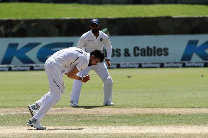 दरम्यान इशांत शर्माच्या या कामगिरी मागे बुमराहचा सर्वात मोठा हात होता. बुमराहनं शर्माला ‘क्रॉस-सीम’ (Cross Seam) चेंडू टाकण्यास सांगितले. 