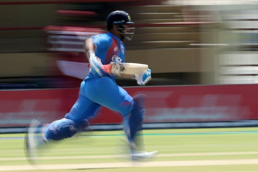 भारताने विंडीजविरुद्ध तीन टी20 सामन्यांची मालिका 3-0 अशी जिंकली. शेवटच्या टी20 सामन्यात विंडीजने दिलेले 146 धावांचे आव्हान भारताने 19.1 षटकांत 3 गड्यांच्या मोबदल्यात पूर्ण केलं. भारताने विंडीजविरुद्ध तीन टी20 सामन्यांची मालिका 3-0 अशी जिंकली. शेवटच्या टी20 सामन्यात विंडीजने दिलेले 146 धावांचे आव्हान भारताने 19.1 षटकांत 3 गड्यांच्या मोबदल्यात पूर्ण केलं.