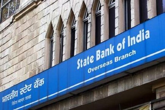 SBI Recruitment 2020: पदवीधर तरुणांसाठी सरकारी  नोकरीची सुवर्णसंधी