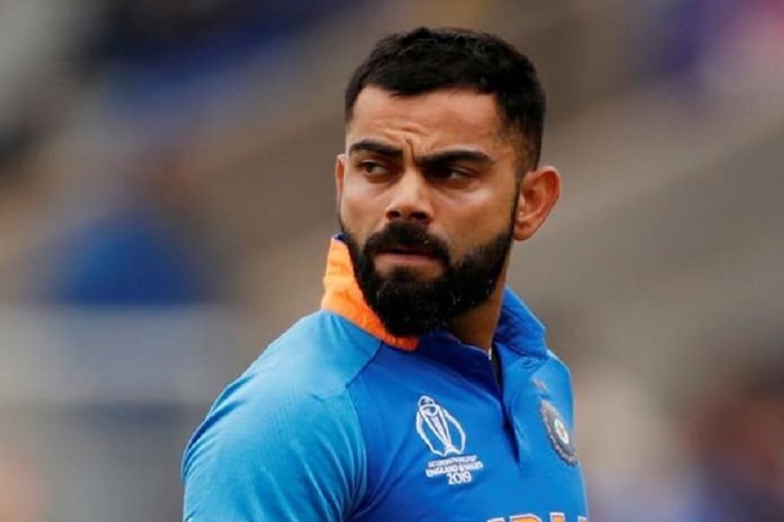 भारतीय संघ सध्या विंडीज दौऱ्यावर आहे. भारतानं टी20 पाठोपाठ एकदिवसीय मालिकासुद्धा जिंकली आहे. त्यानंतर कसोटी मालिका सुरू असून यामध्ये विराटनं रोहित शर्मा आणि केएल राहुल यांना संधी दिली आहे. दोघेही मर्यादित षटकांच्या क्रिकेटमध्ये फॉर्ममध्ये आहेत मात्र कसोटीमध्ये त्यांना लय गवसलेली नाही. भारतीय संघ सध्या विंडीज दौऱ्यावर आहे. भारतानं टी20 पाठोपाठ एकदिवसीय मालिकासुद्धा जिंकली आहे. त्यानंतर कसोटी मालिका सुरू असून यामध्ये विराटनं रोहित शर्मा आणि केएल राहुल यांना संधी दिली आहे. दोघेही मर्यादित षटकांच्या क्रिकेटमध्ये फॉर्ममध्ये आहेत मात्र कसोटीमध्ये त्यांना लय गवसलेली नाही.