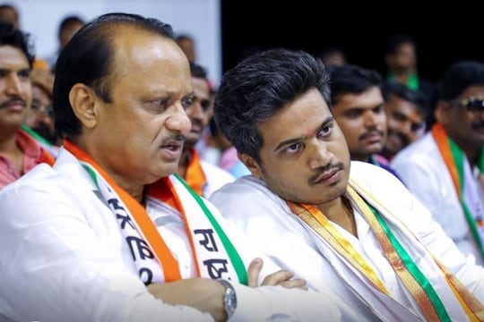 शिवसेनेच्या नगरसेवकांना राष्ट्रवादीत का दिला प्रवेश? रोहित पवारांनी सांगितलं कारण