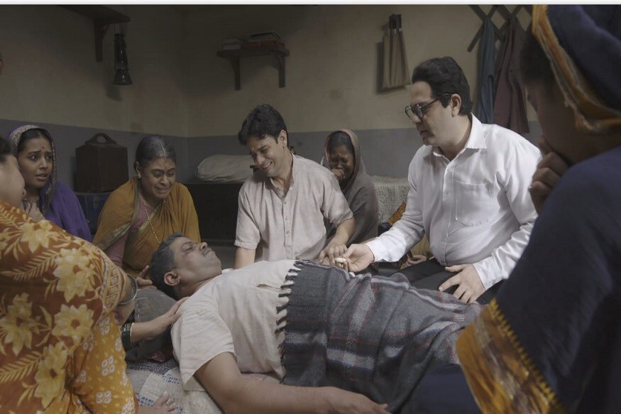 भीवावर जीवापाड प्रेम करणारे रामजी बाबा अंतिम श्वासापर्यंत भीवाच्या प्रगतीसाठी आणि न्यायहक्कांसाठी लढले. दीन-दलितांचा त्राता हो ही शिकवण रामजी बाबांनी भीवाच्या मनात पेरली. भीवावर जीवापाड प्रेम करणारे रामजी बाबा अंतिम श्वासापर्यंत भीवाच्या प्रगतीसाठी आणि न्यायहक्कांसाठी लढले. दीन-दलितांचा त्राता हो ही शिकवण रामजी बाबांनी भीवाच्या मनात पेरली.