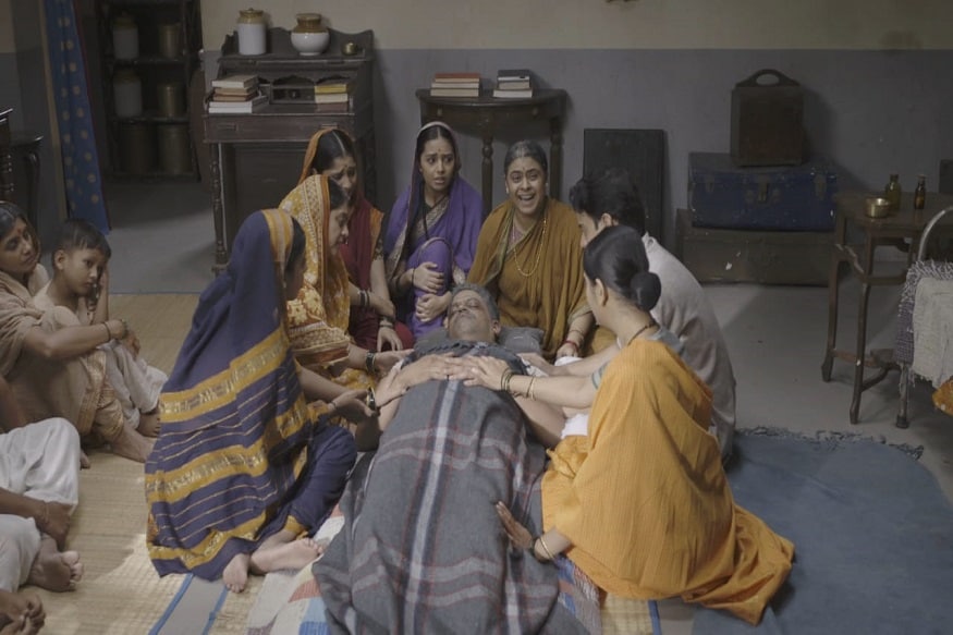 रामजी बाबांची भूमिका साकारणारे मिलिंद अधिकारी म्हणाले, 'मालिका लोकप्रिय होतेय, गोष्ट पुढे सरकते आहे. मालिकेतली माझी भूमिकाही संपते आहे. हे सगळंच थोडं दु:ख देणारं आहेच पण कथानक, मालिका पुढे सरकण्यासाठी अपरिहार्यही आहे.' रामजी बाबांची भूमिका साकारणारे मिलिंद अधिकारी म्हणाले, 'मालिका लोकप्रिय होतेय, गोष्ट पुढे सरकते आहे. मालिकेतली माझी भूमिकाही संपते आहे. हे सगळंच थोडं दु:ख देणारं आहेच पण कथानक, मालिका पुढे सरकण्यासाठी अपरिहार्यही आहे.'