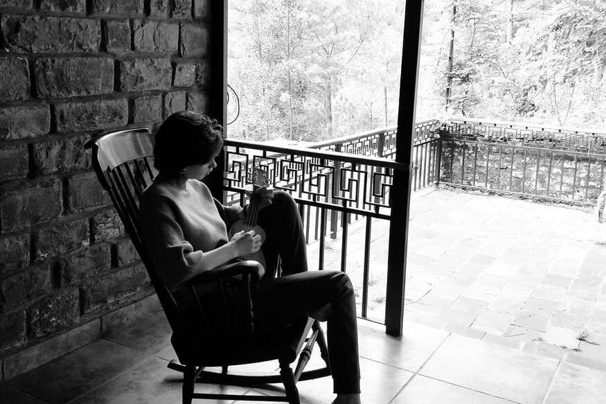 सेक्रेड गेम्सची अभिनेत्री लग्नाआधीच आहे प्रेग्नंट, Water Birth द्वारे बाळाला देणार जन्म