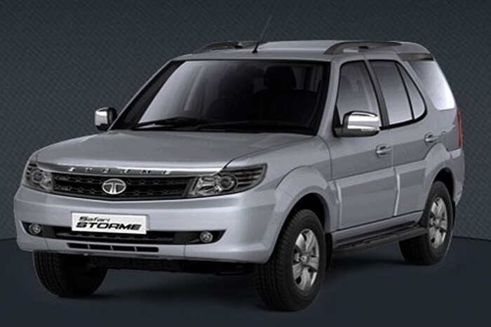 Tata Safari Storme ही कार एसयुव्ही कारमध्ये सर्वात लोकप्रिय आहे. या कारवर 70 हजार रुपयांचा डिस्काउंट देण्यात य़ेत आहे. 