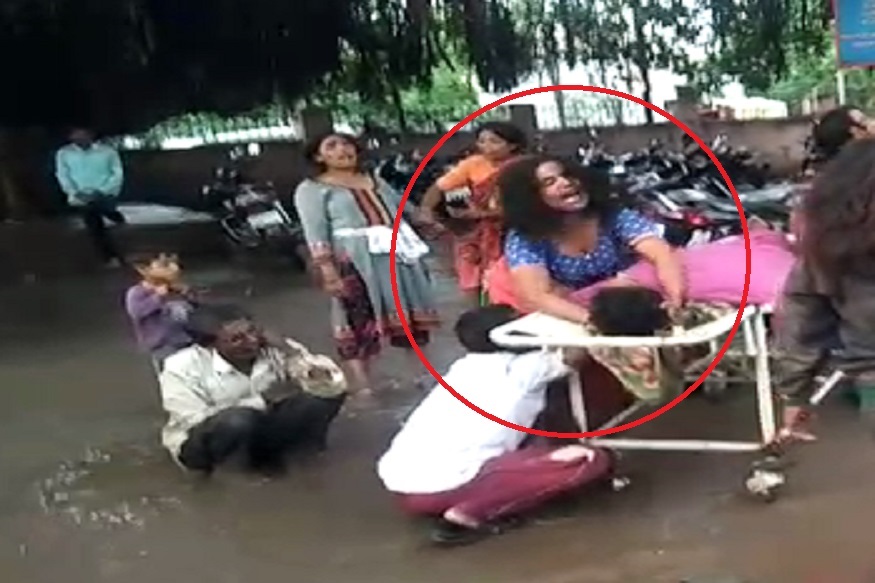 खळबळजनक! भर रस्त्यात लेकराचा झाला खून, मृतदेहाला पाहून आईचा आक्रोश