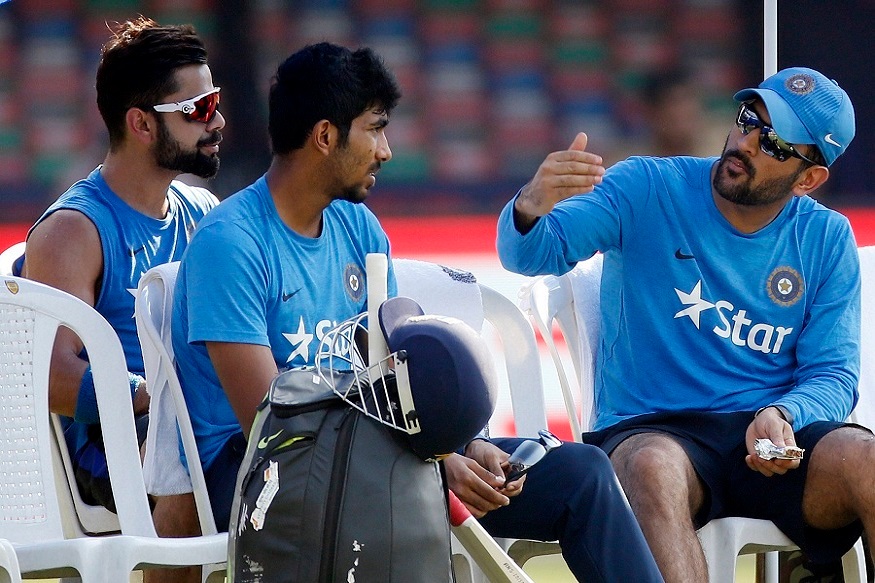 शमीमुळे बदललं बुमराहचं आयुष्य, धोनीनं केली होती मोठी भविष्यवाणी!