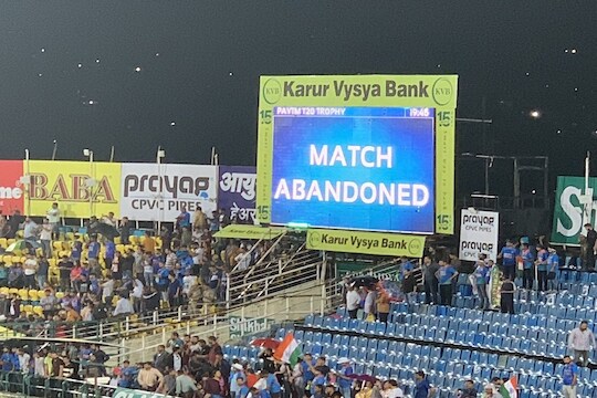 India vs South Africa : 'आमचा वेळ फुकट घालवण्याचा तुम्हाला काय हक्क', सामना रद्द झाल्यानंतर BCCIची शाळा