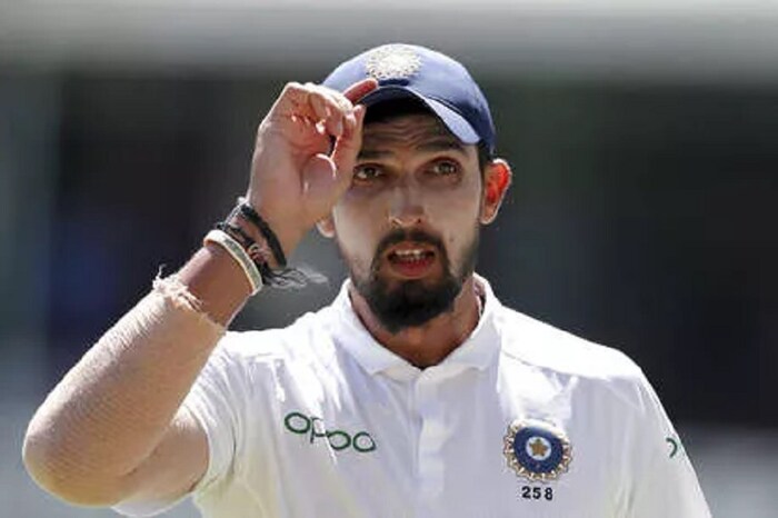 इशांत शर्मा कसोटी प्रकारात भारतीय संघातील महत्त्वपूर्ण गोलंदाजांपैकी एक आहे, तरी टी -20 संघात त्याचा पुनरागमन संभव नाही. 13 वर्षाच्या कारकीर्दीत तो दुखापतीमुळे बर्‍याच वेळा बाहेर पडला आहे आणि त्याच्या फिटनेसवरही परिणाम झाला आहे. 