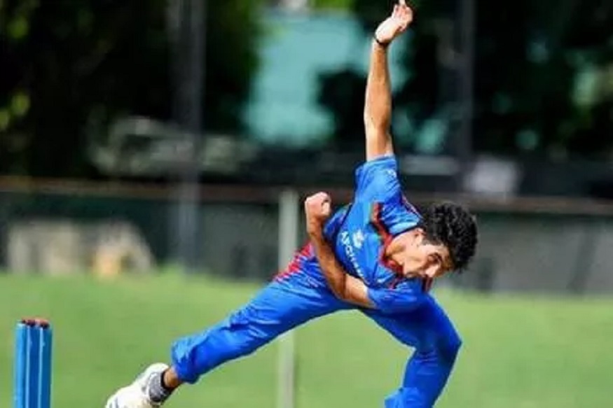 टीम इंडियाच्या फंलदाजीला 14 वर्षीय गोलंदाजानं लावला सुरूंग, मोडला 23 वर्षांचा विक्रम