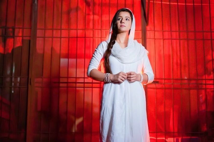 पंतप्रधानांना धमकी देणारी PAK गायिका म्हणाली- 'पाकिस्तानातही आहेत मोदींचे चाहते'