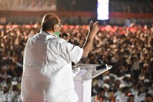 'बाप बापचं असतो', राष्ट्रवादीने बॅनर लावून केली भाजपवर झोंबणारी टीका