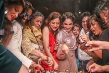 स्मिता गोंदकरने दिली ग्रॅण्ड पार्टी! सेलिब्रिटींची फुल टू धमाल! पाहा VIDEO