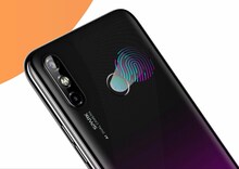 Apple iPhoneला तगडी स्पर्धा! 4 कॅमेरावाला फोन फक्त 7, 999 रुपयांना