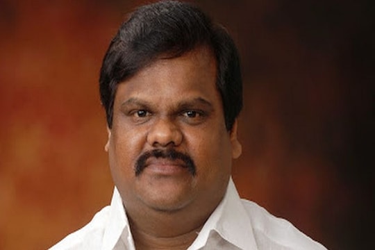 छोटा राजनच्या भावाला दिलेलं 'महायुती'चं तिकीट अखेर कापलं