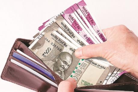 हुरून इंडियाने देशातील सर्वात दानवीर लोकांची यादी जारी केली. हुरुनच्या रिपोर्टनुसार, परोपरकार करण्यात अग्रणी आहेत ते शिव नादर. हुरून इंडियाने देशातील सर्वात दानवीर लोकांची यादी जारी केली. हुरुनच्या रिपोर्टनुसार, परोपरकार करण्यात अग्रणी आहेत ते शिव नादर.