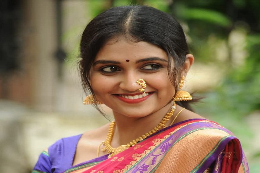 रिंकू राजगुरूचे दिवाळी सेलिब्रेशन; साडीतील फोटो पाहून चाहते झाले घायाळ!