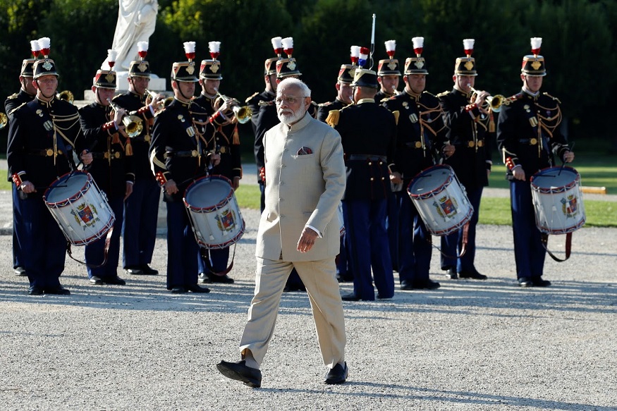 Indian Prime Minister Narendra Modi arrives for a meeting with French President Emmanuel Macron at the Chateau of Chantilly, north of Paris, Thursday Aug. 22, 2019. Indian Prime Minister Narendra Modi will be a guest at the G7 in Biarrtitz. (Pascal Rossignol, Pool via AP)