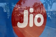 VIDEO :...म्हणून रिलायन्स जिओ फोन कॉल्ससाठी शुल्क आकारणार!