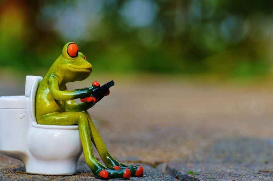 रात्री बाथरूमसाठी सतत उठावं लागतं, वेळीच व्हा सावध; या आजाराला पडू शकता बळी