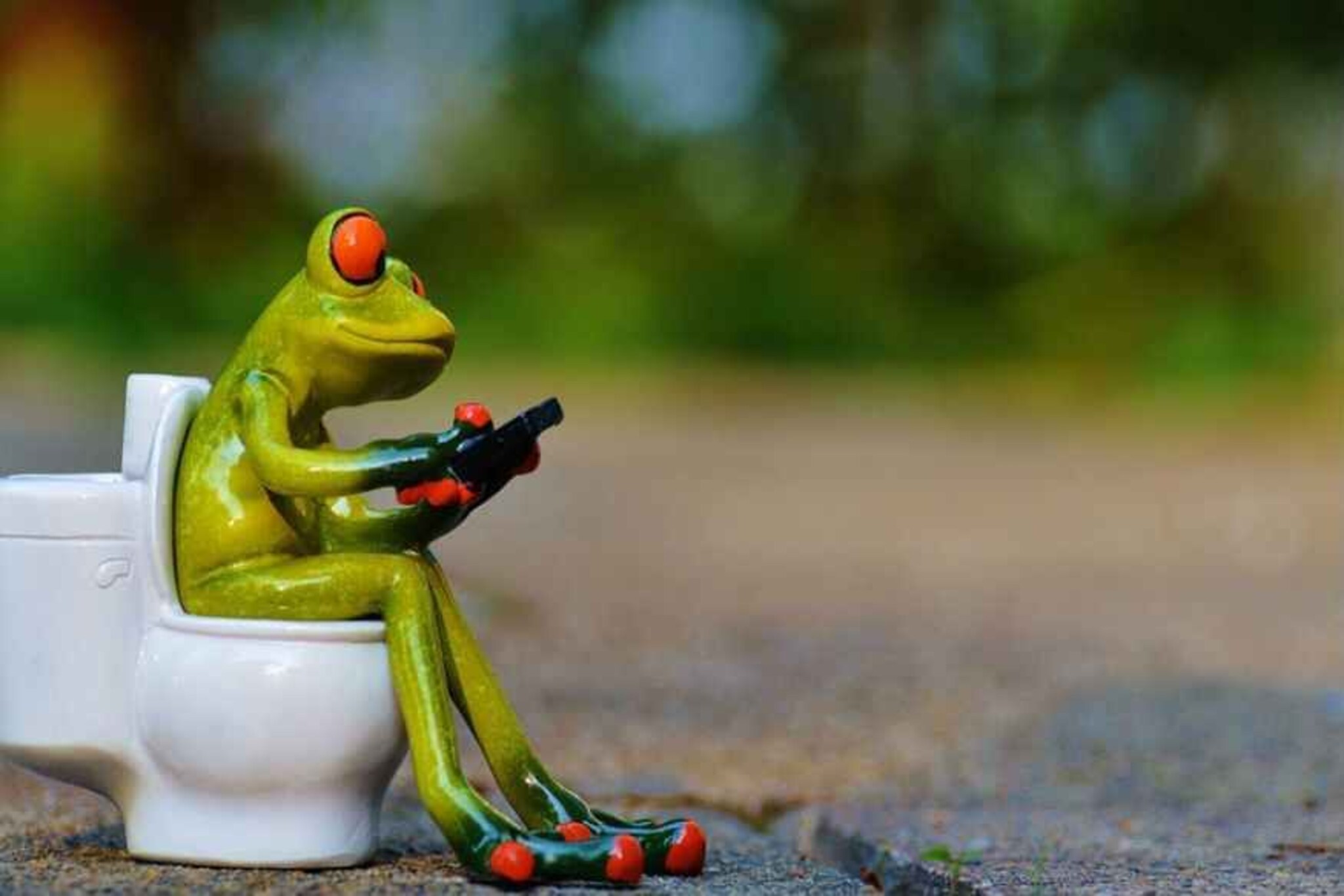 रात्री बाथरूमसाठी सतत उठावं लागतं, वेळीच व्हा सावध; या आजाराला पडू शकता बळी