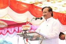 राष्ट्रवादीला धक्का, मोहिते पाटील समर्थकांवरील कारवाईला कोर्टाची स्थगिती राष्ट्रवादीला धक्का, मोहिते पाटील समर्थकांवरील कारवाईला कोर्टाची स्थगिती
