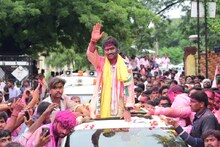 परळीच्या नव्या 'बॉस'ने दिवाळी आधी खेळली होळी, पाहा PHOTO