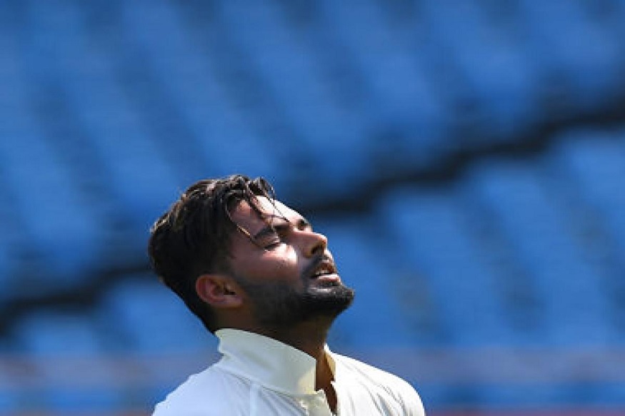 रोहित शर्माच्या वक्तव्यानं ऋषभ पंतचे करिअर धोक्यात, म्हणाला...