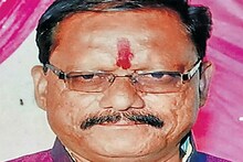 लघुउद्योजकाची आत्महत्या.. मृत्यूपूर्वी मुलीला व्हॉट्सअ‍ॅपवर पाठवला 'हा' मेसेज