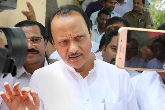 अजित पवारांचा धडाका सुरूच, पहिल्याच बैठकीत बदललं 'पुणे मेट्रो'चं नाव