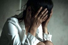 मद्यधुंद टोळक्याकडून मुलीचा विनयभंग; रिक्षातून बाहेर ओढले तितक्यात.. मद्यधुंद टोळक्याकडून मुलीचा विनयभंग; रिक्षातून बाहेर ओढले तितक्यात..