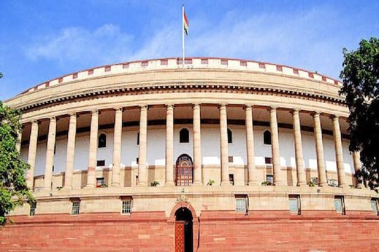 संसदेत हिवाळी अधिवेशन आजपासून सुरू, 'या' मुद्द्यांवर चर्चा होण्याची शक्यता