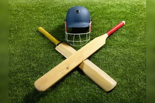 धक्कादायक! पराभव झाला नाही सहन, अन् क्रिकेटपटूनं मैदानातच सोडला जीव