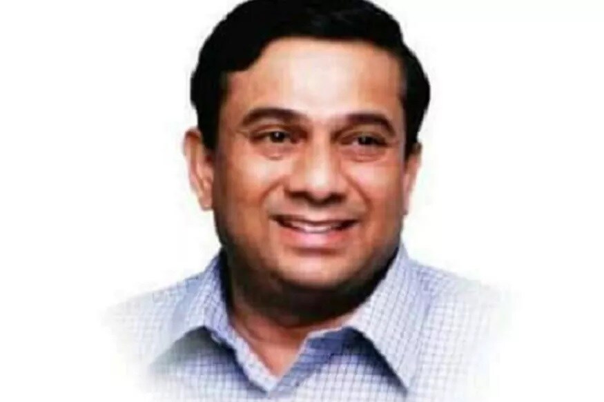 श्रीकांत जिचकार इथेच थांबले नाहीत तर ते महाराष्ट्रातले सगळ्यात प्रभावी मंत्री बनले. त्यांनी 14 विभागांचा कार्यभार सांभाळला. 1982 ते 1985 या काळात त्यांनी अनेक मंत्रिपदं भूषवली. 1986 मध्ये ते महाराष्ट्राच्या विधान परिषदेचे सदस्य झाले. ते 1992 पर्यंत विधान परिषदेचे सदस्य होते. 1992 ते 1998 या काळात ते राज्यसभेचे सदस्य होते. श्रीकांत जिचकार इथेच थांबले नाहीत तर ते महाराष्ट्रातले सगळ्यात प्रभावी मंत्री बनले. त्यांनी 14 विभागांचा कार्यभार सांभाळला. 1982 ते 1985 या काळात त्यांनी अनेक मंत्रिपदं भूषवली. 1986 मध्ये ते महाराष्ट्राच्या विधान परिषदेचे सदस्य झाले. ते 1992 पर्यंत विधान परिषदेचे सदस्य होते. 1992 ते 1998 या काळात ते राज्यसभेचे सदस्य होते.