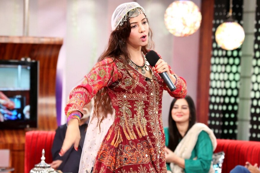 या सगळ्या प्रकरणानंतर तीने ट्विटरवरून आपण हे क्षेत्रच सोडत असल्याचं म्हटलं आहे. मी जे आत्तापर्यंत केलं त्यामुळे कुणी दुखावलं असेल तर मला माफ करा असं सांगत तिने अल्लाहचीही माफी मागते असंही म्हटलंय. या सगळ्या प्रकरणानंतर तीने ट्विटरवरून आपण हे क्षेत्रच सोडत असल्याचं म्हटलं आहे. मी जे आत्तापर्यंत केलं त्यामुळे कुणी दुखावलं असेल तर मला माफ करा असं सांगत तिने अल्लाहचीही माफी मागते असंही म्हटलंय.